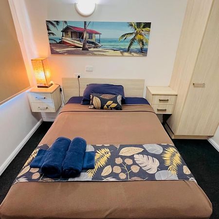 Dampier Mermaid Hotel Karratha Экстерьер фото