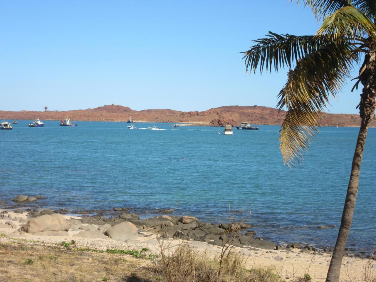 Dampier Mermaid Hotel Karratha Экстерьер фото