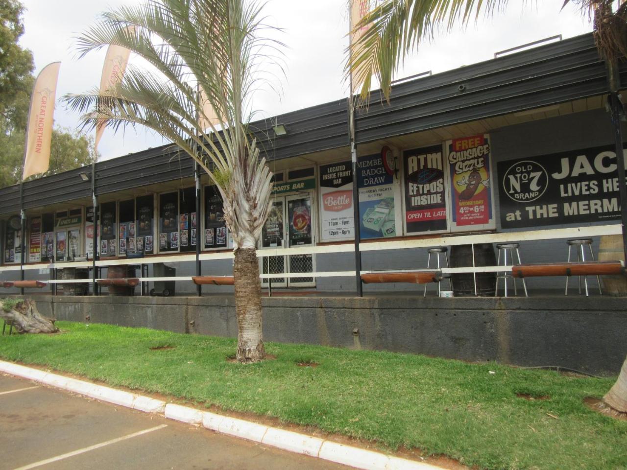 Dampier Mermaid Hotel Karratha Экстерьер фото